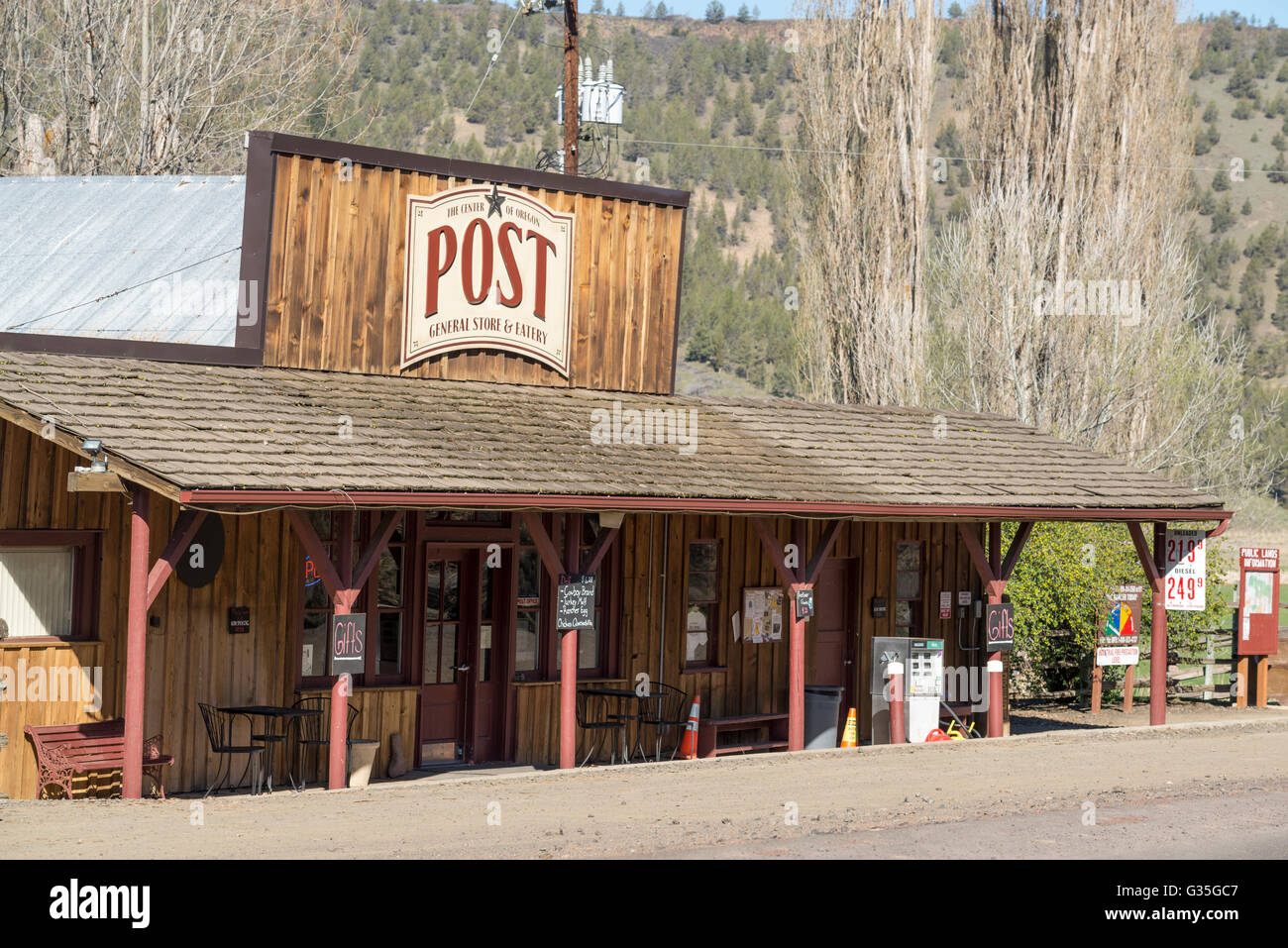 Post General Store in the small community of Post, Oregon Stock Photo