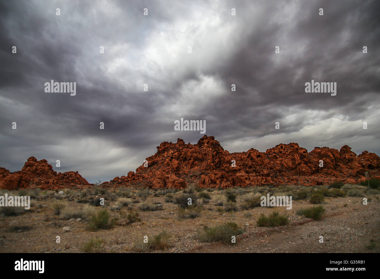 Rain rocks hi-res stock photography and images - Alamy