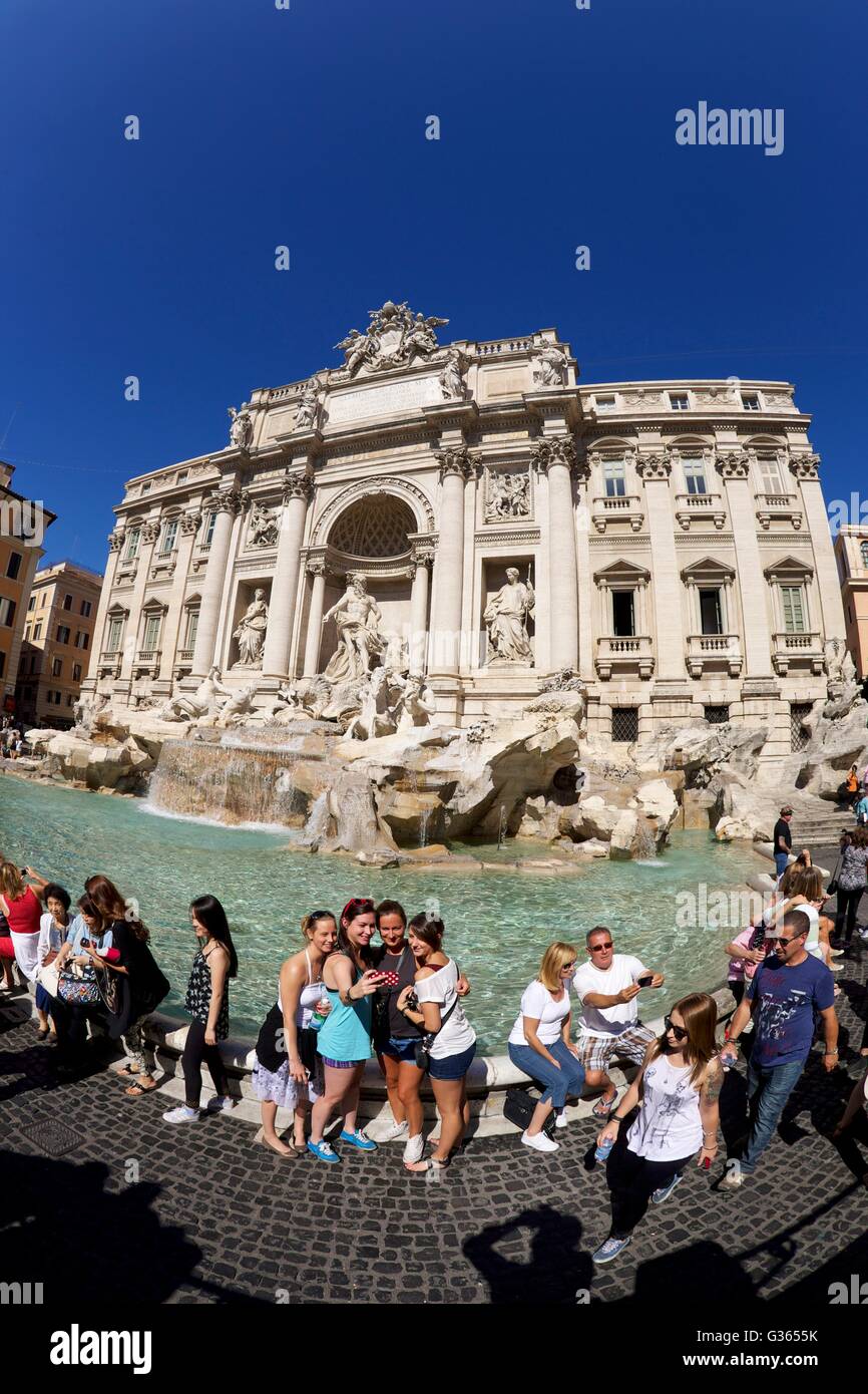 Crowds of tourists at the Trevi Fountain, Rome, Italy Stock Photo