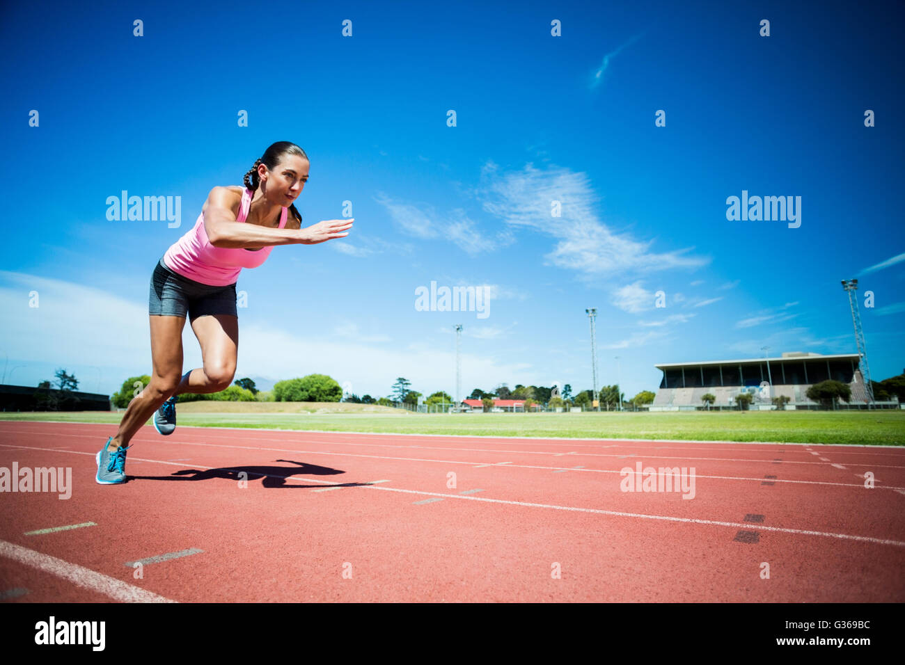 Female athlete running track hi-res stock photography and images - Alamy