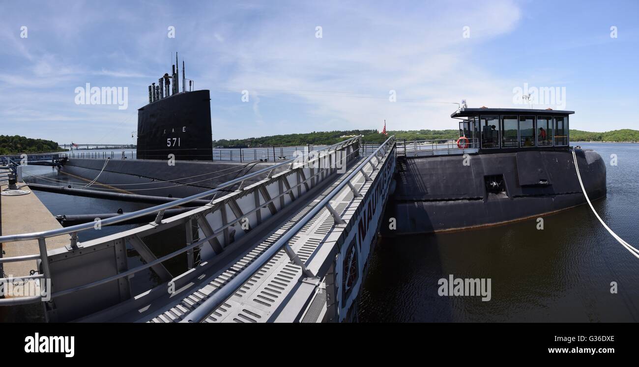 USA US Navy The Submarine Force Museum, Thames River in Groton