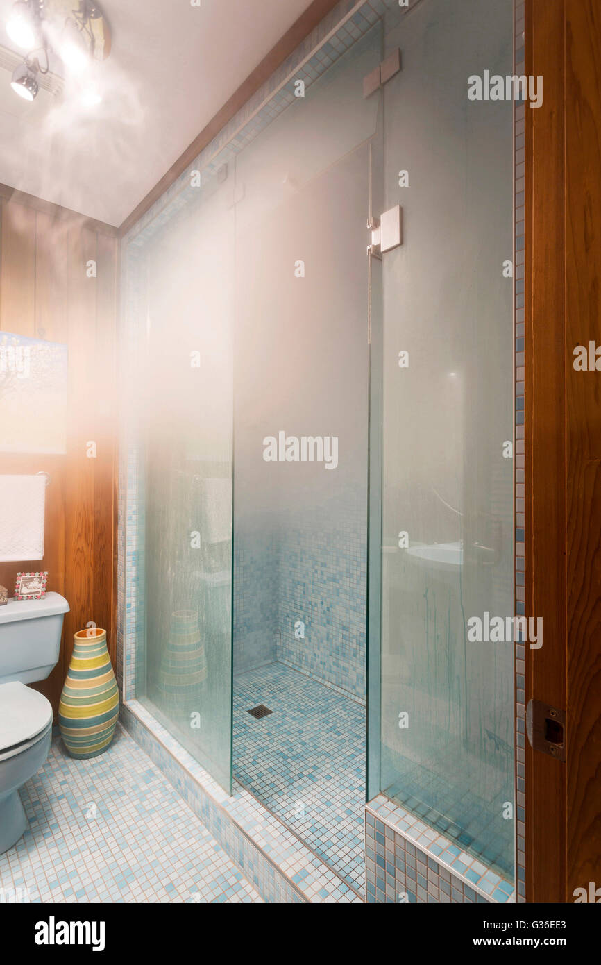 Steam room hires stock photography and images Alamy