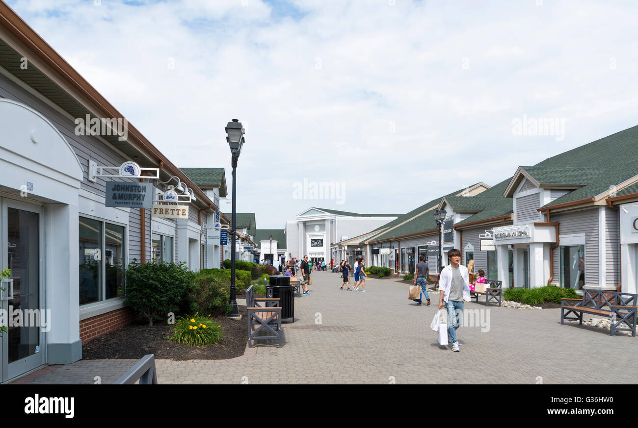 Designer Outlet Mall High Resolution Stock Photography and Images - Alamy