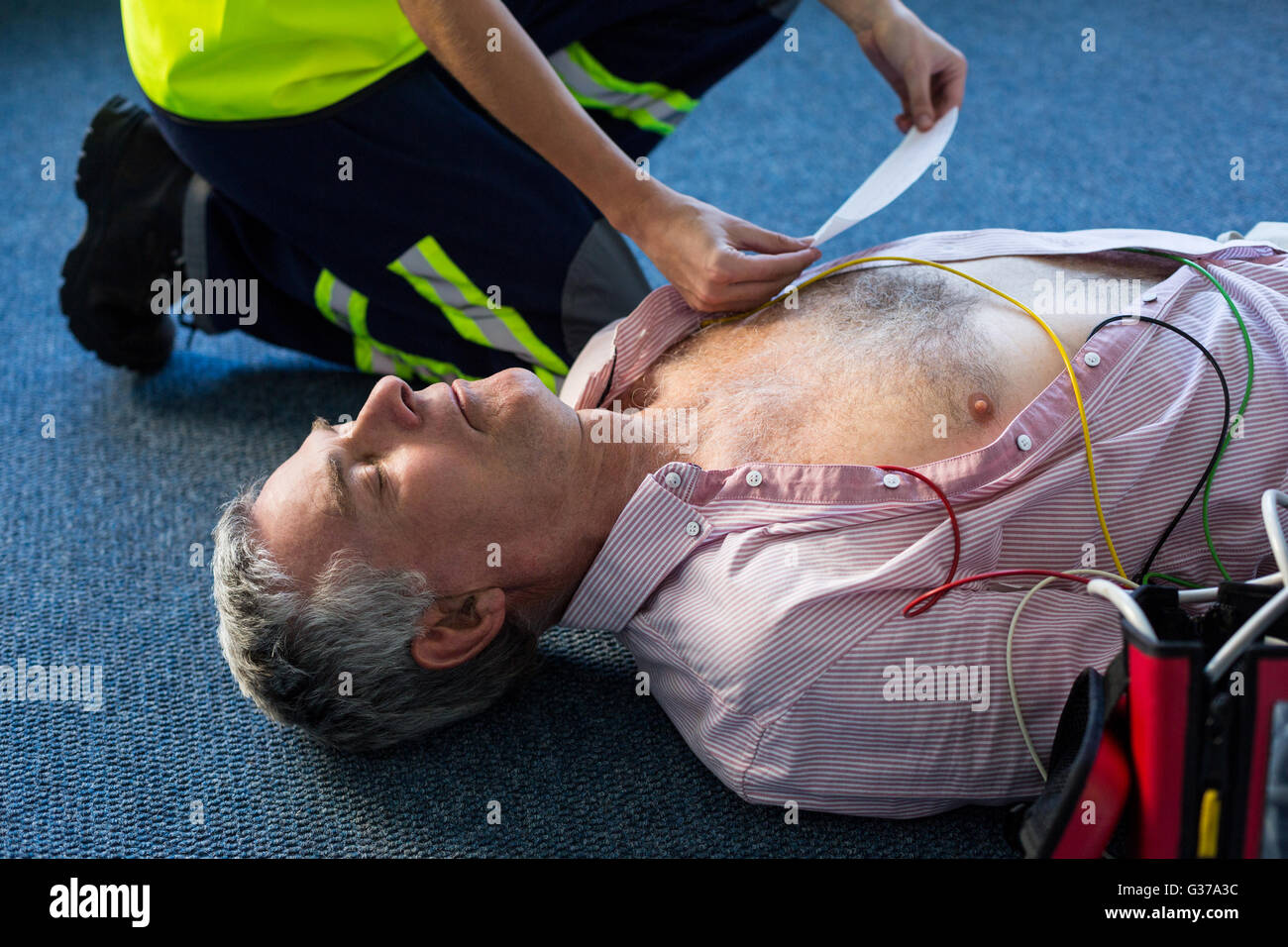 Defibrillator Patient Stock Photos & Defibrillator Patient Stock Images