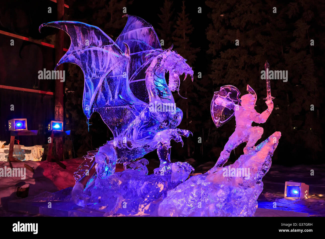 Ice sculpture hi-res stock photography and images - Alamy