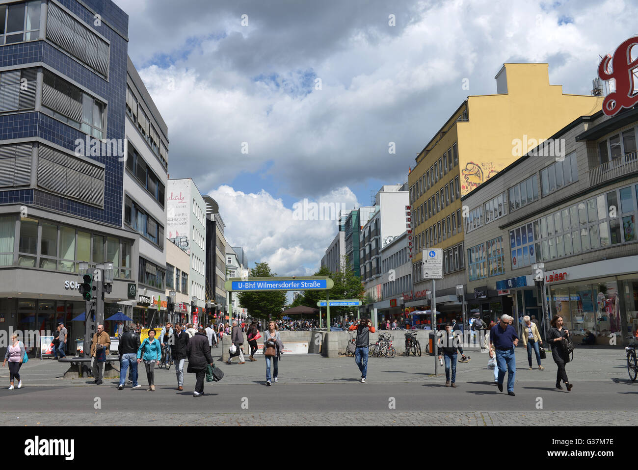 Wilmersdorfer Strasse, Charlottenburg, Berlin, Deutschland Stock Photo