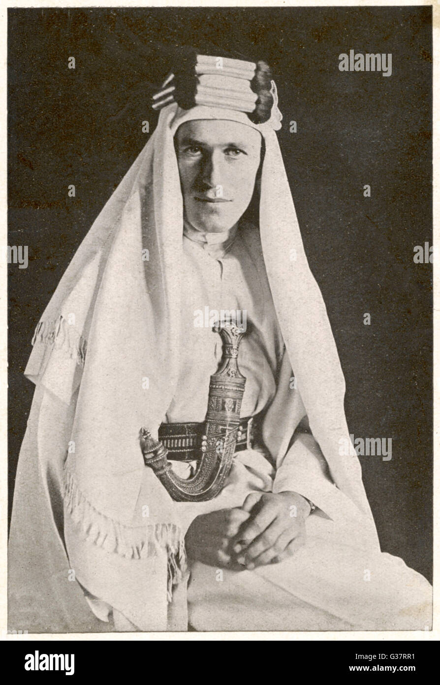 British archaeologist, soldier, intelligence officer and writer, Thomas Edward Lawrence (1888-1935), known as Lawrence of Arabia.       Date: circa 1918 Stock Photo