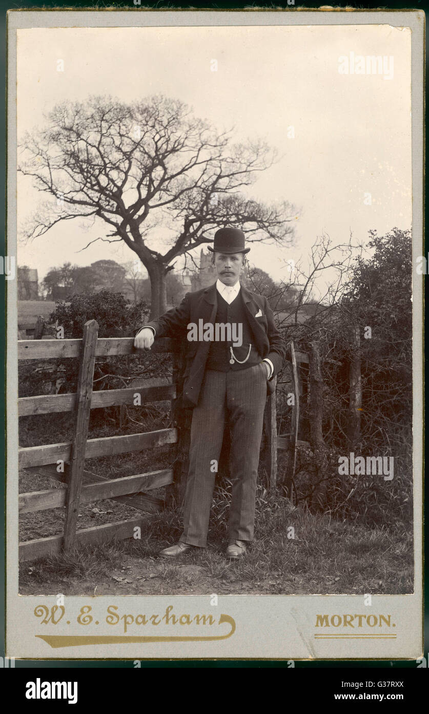 Man Male Bowler Hat High Resolution Stock Photography and Images - Alamy