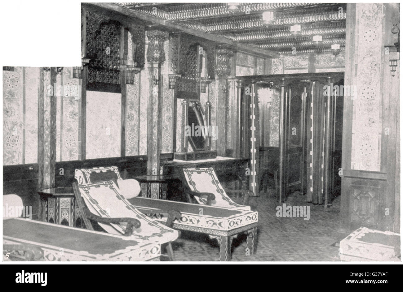 The cooling room of the Titanic's Turkish bath.     Date: 1912 Stock Photo