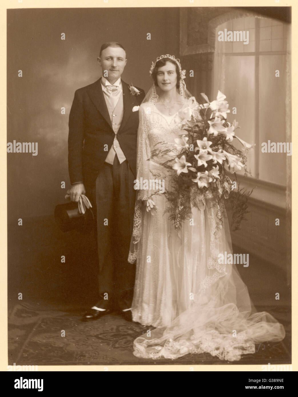 1920s wedding couple hi-res stock photography and images - Alamy
