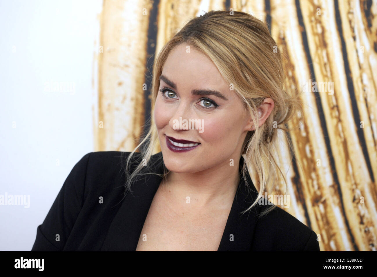 Lauren Conrad wears a new hairstyle during a photoshoot in West Hollywood  Los Angeles, California - 12.06.09 Stock Photo - Alamy