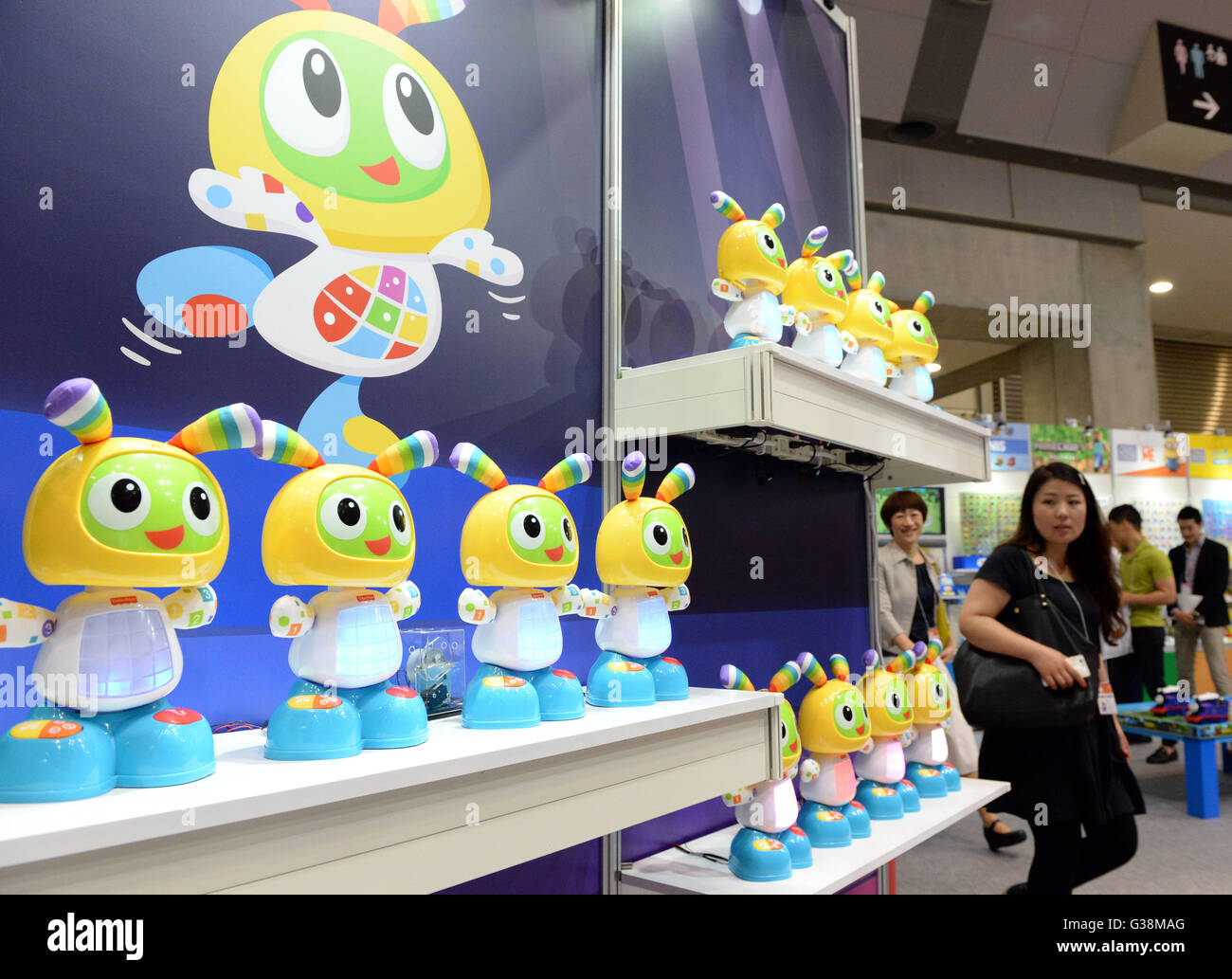 Tokyo, Japan. 9th June, 2016. Singing and dancing robots are seen at