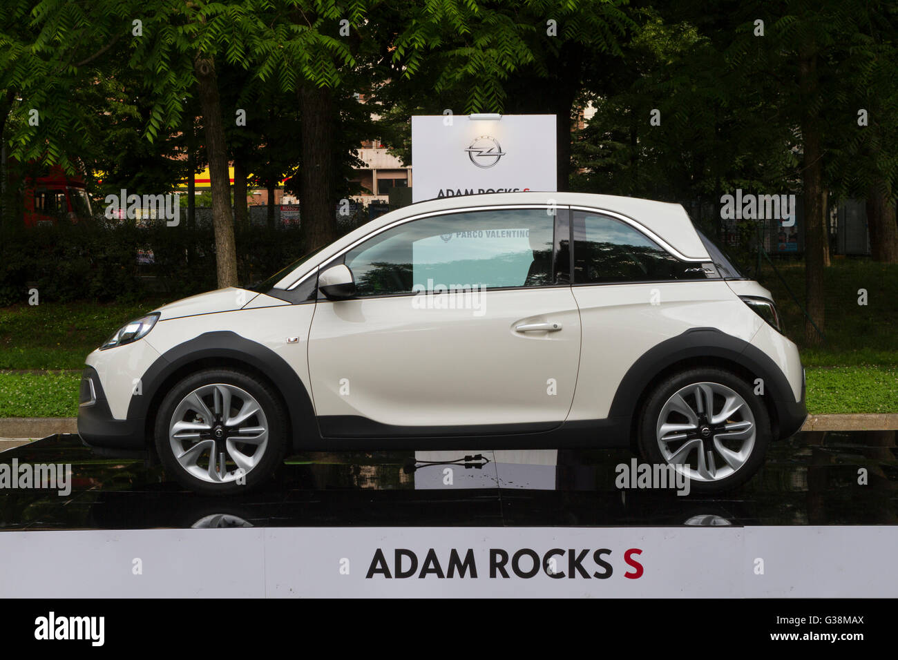 Turin Italy 8th June 16 An Opel Adam Rocks S Stock Photo Alamy