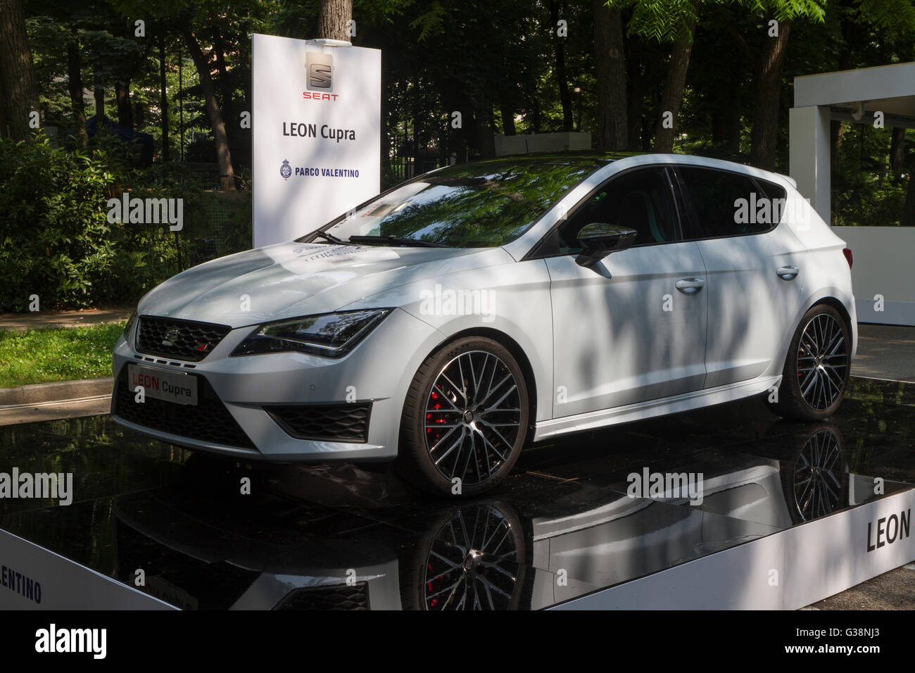 Leon cupra hi-res stock photography and images - Alamy
