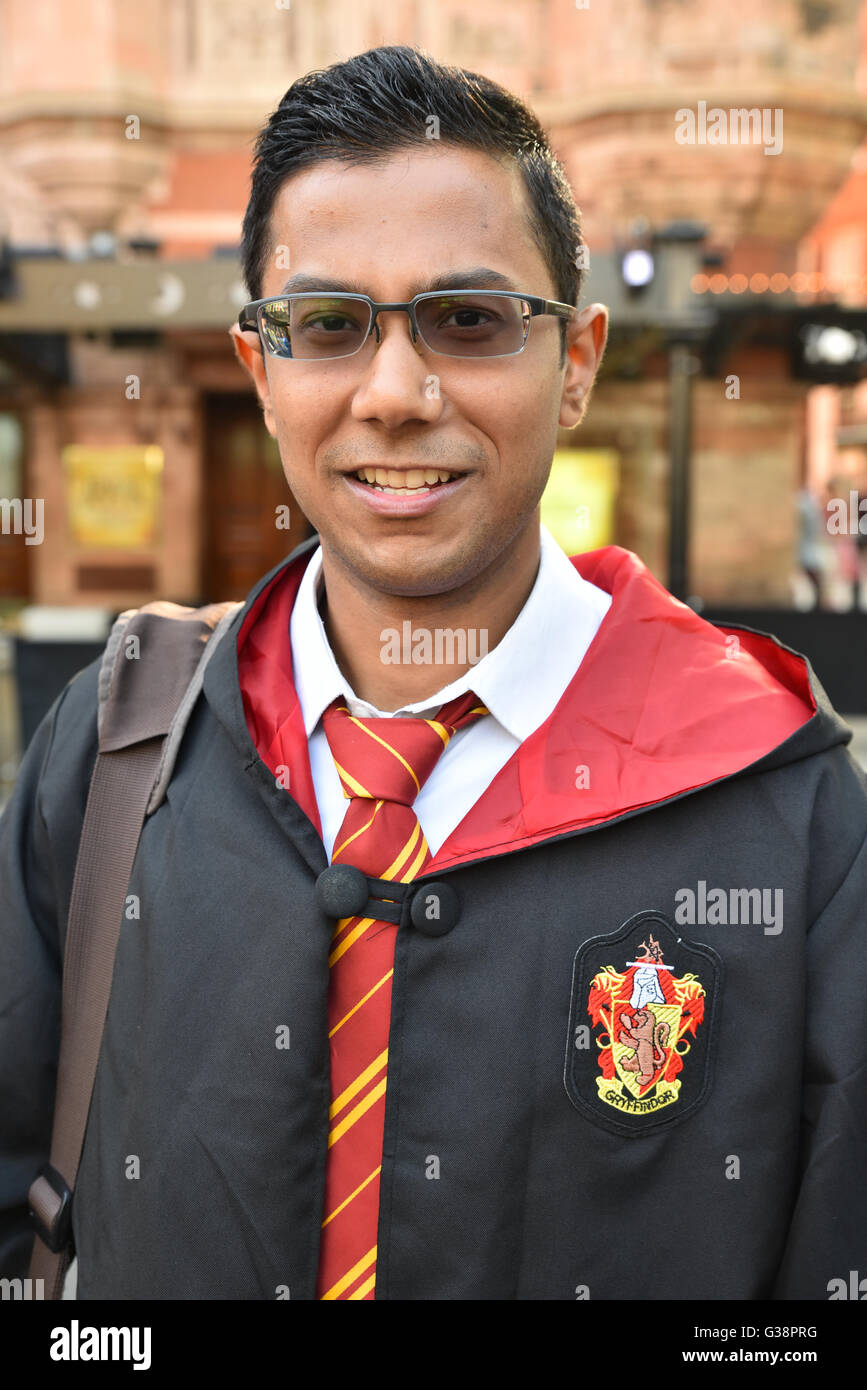 Harry potter fandom hires stock photography and images Alamy