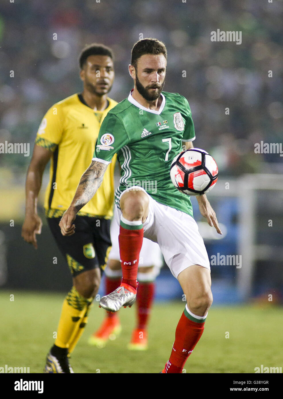 Los Angeles, California, USA. 9th June, 2016. Mexico defender Miguel Layun #7 in a Copa America soccer match between Mexico and ÃŠJamaica of Group C at the Rose Bowl in Pasadena, California, June 9, 2016. Mexico won 2-0. Credit:  Ringo Chiu/ZUMA Wire/Alamy Live News Stock Photo