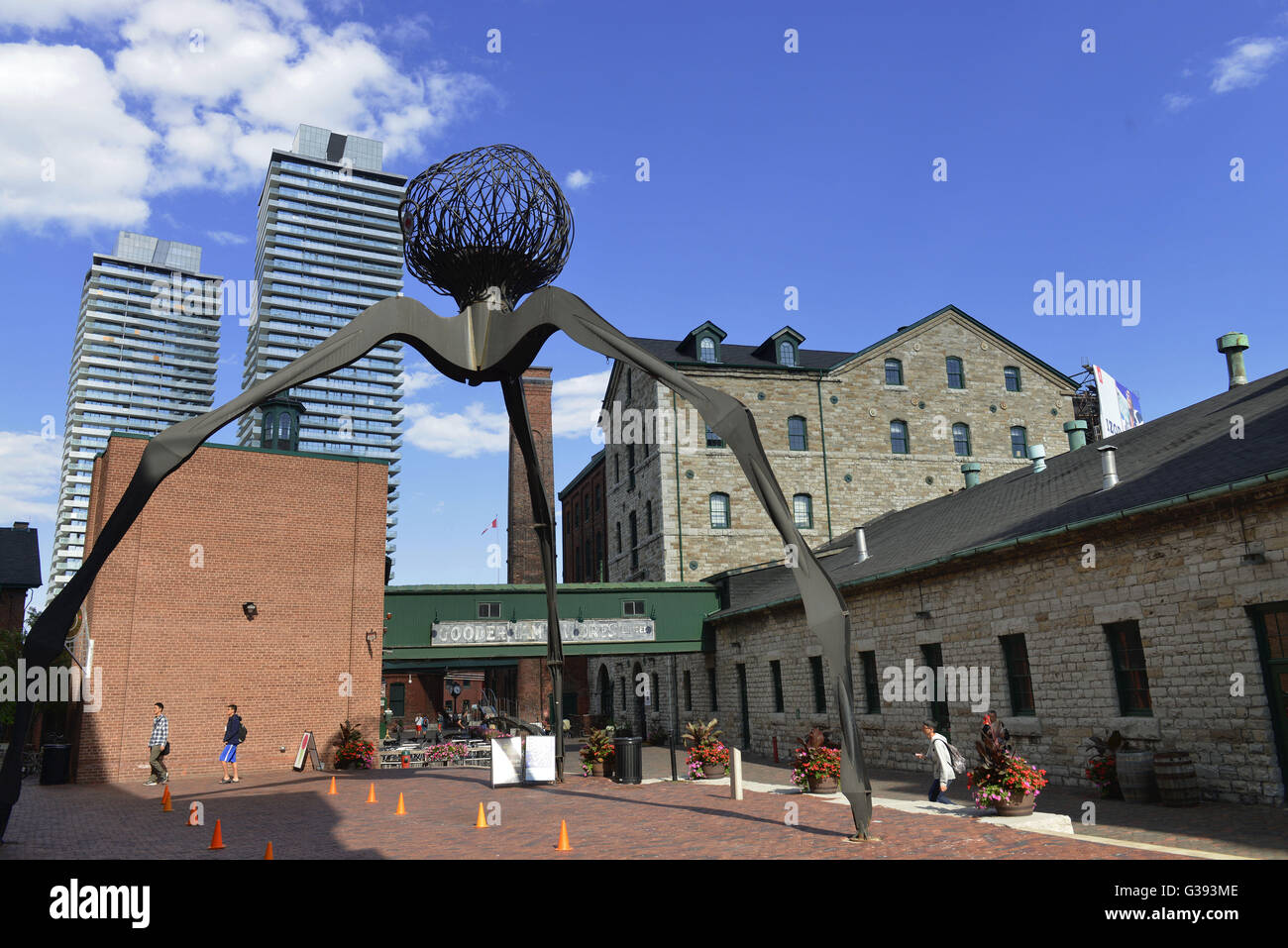 Toronto statues hires stock photography and images Alamy