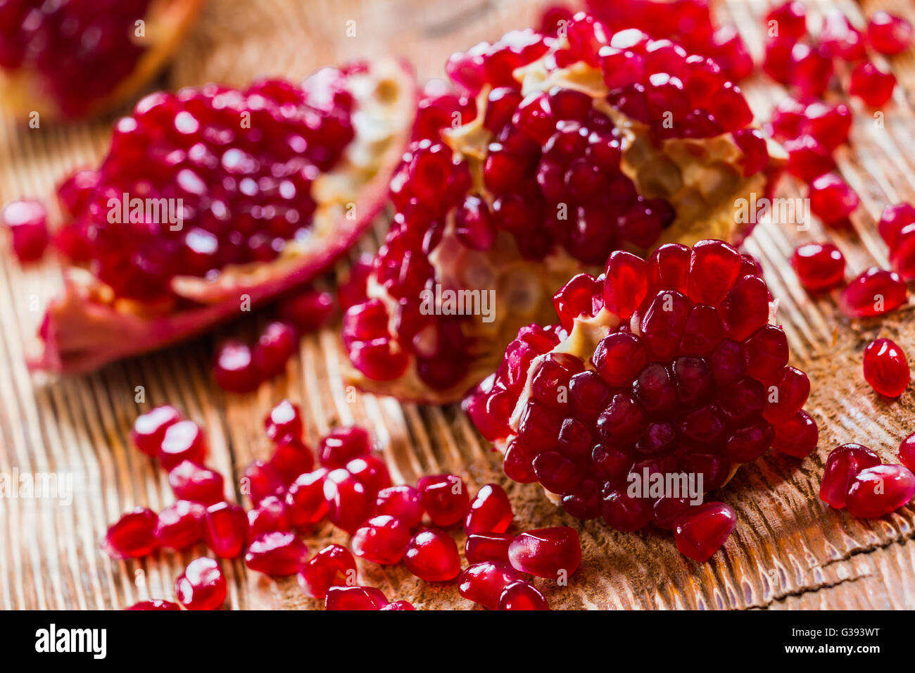 The color of pomegranates hi-res stock photography and images - Alamy
