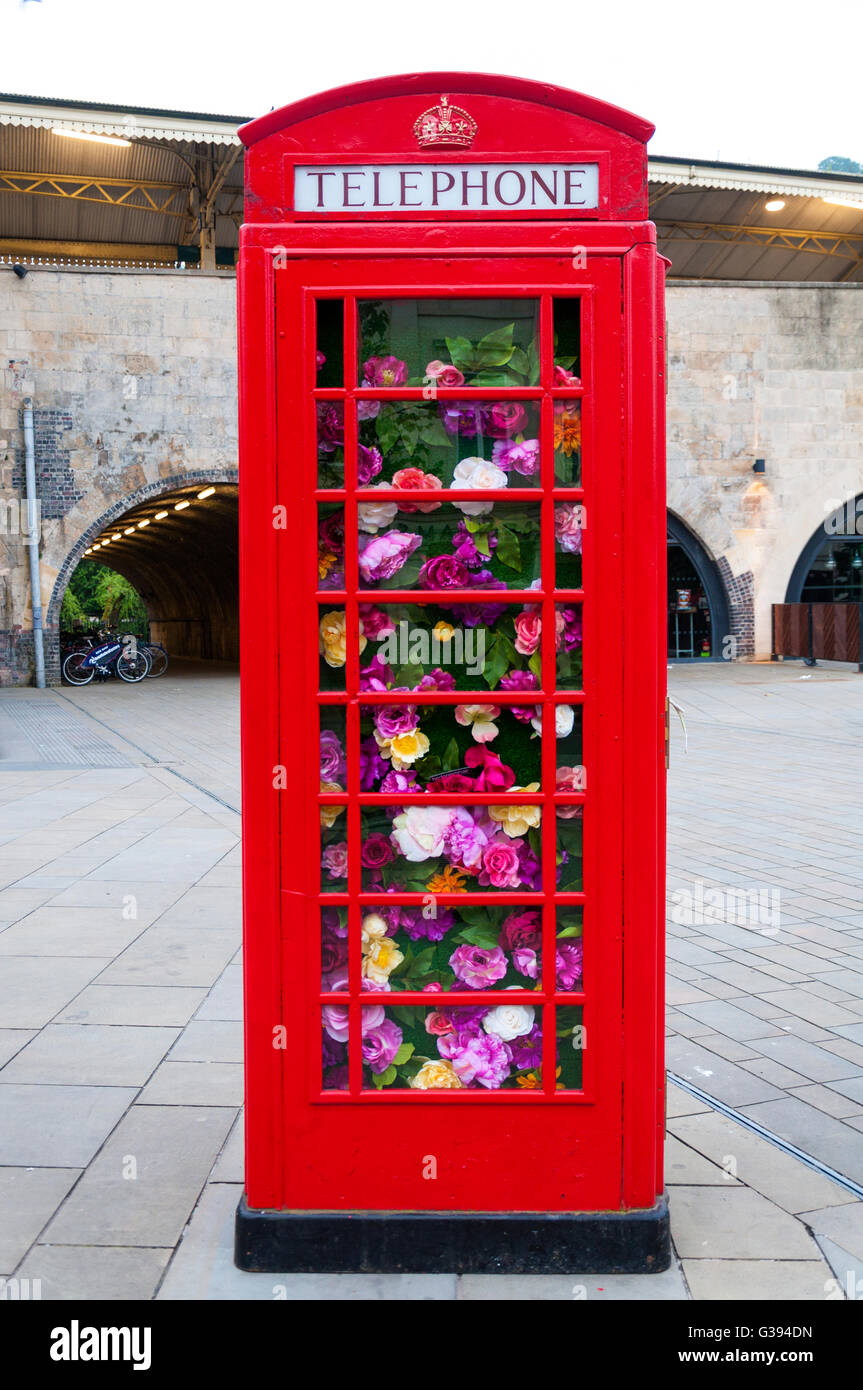 Gpo red telephone boxes hires stock photography and images Alamy