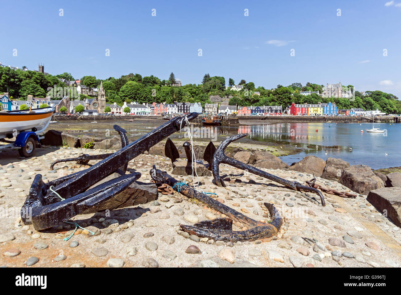 The seafront and anchors at Tobermory Mull Scotland Stock Photo