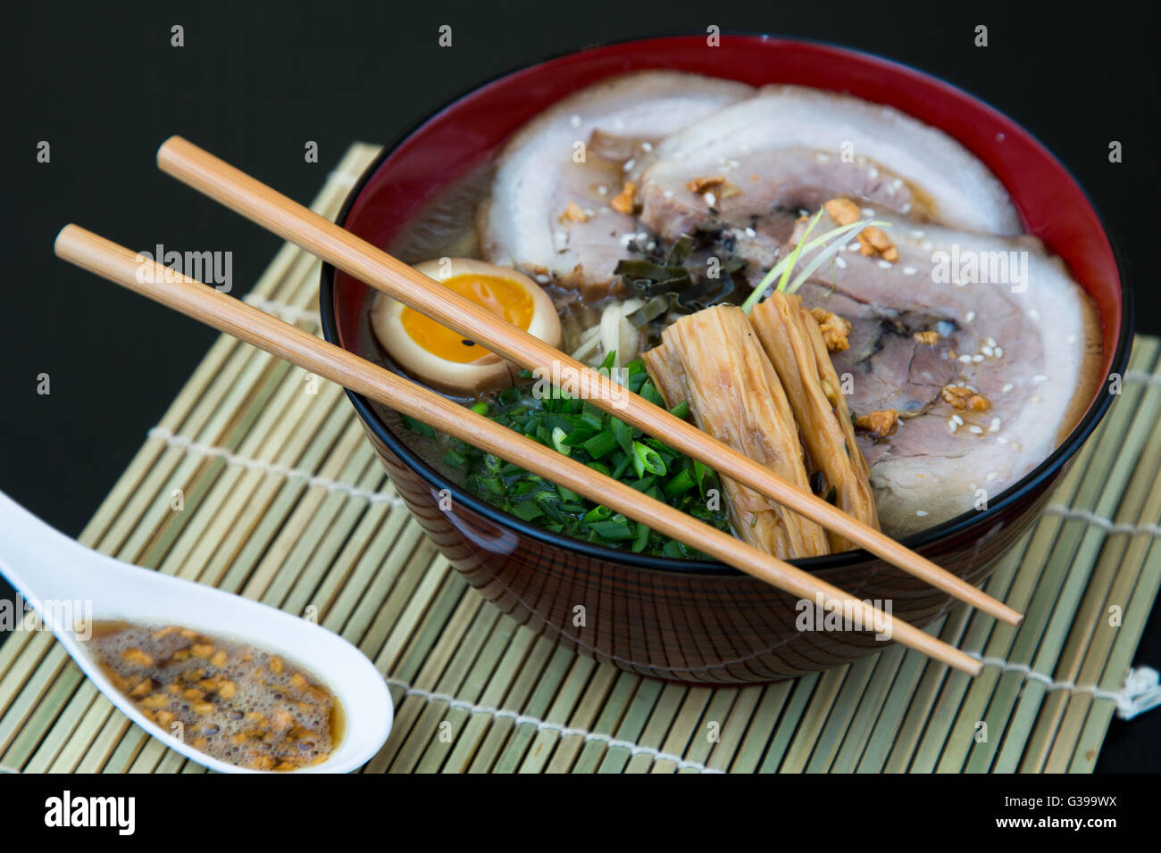 japanese tonkotsu ramen, pork bone broth noodles Stock Photo Alamy