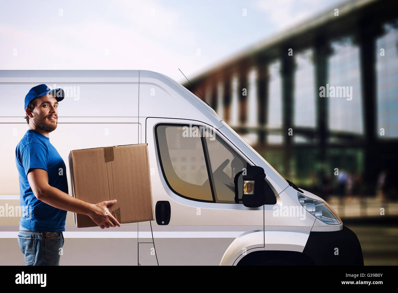 Box delivery truck hires stock photography and images Alamy