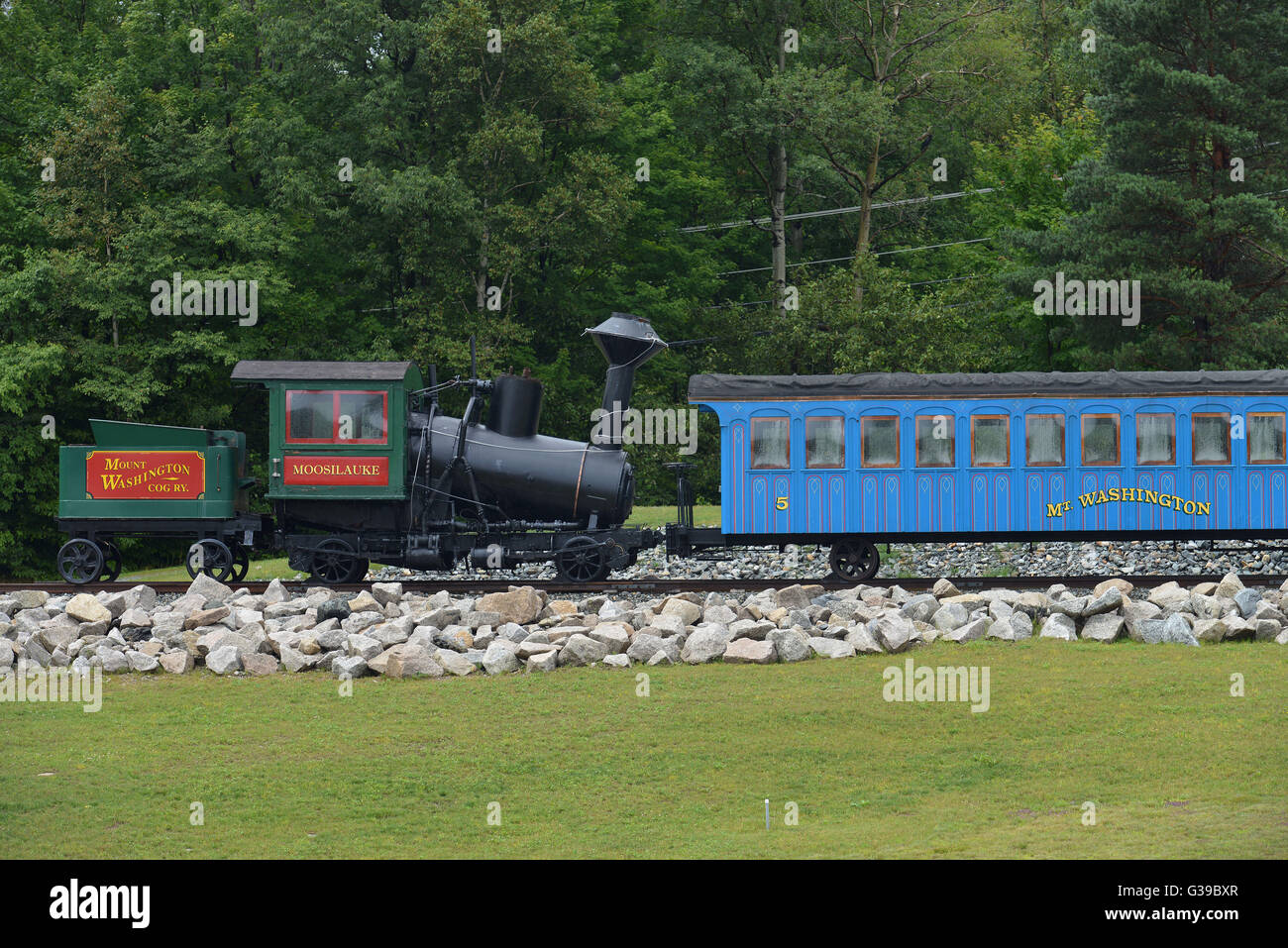 Mount washington cog railway hi-res stock photography and images - Alamy