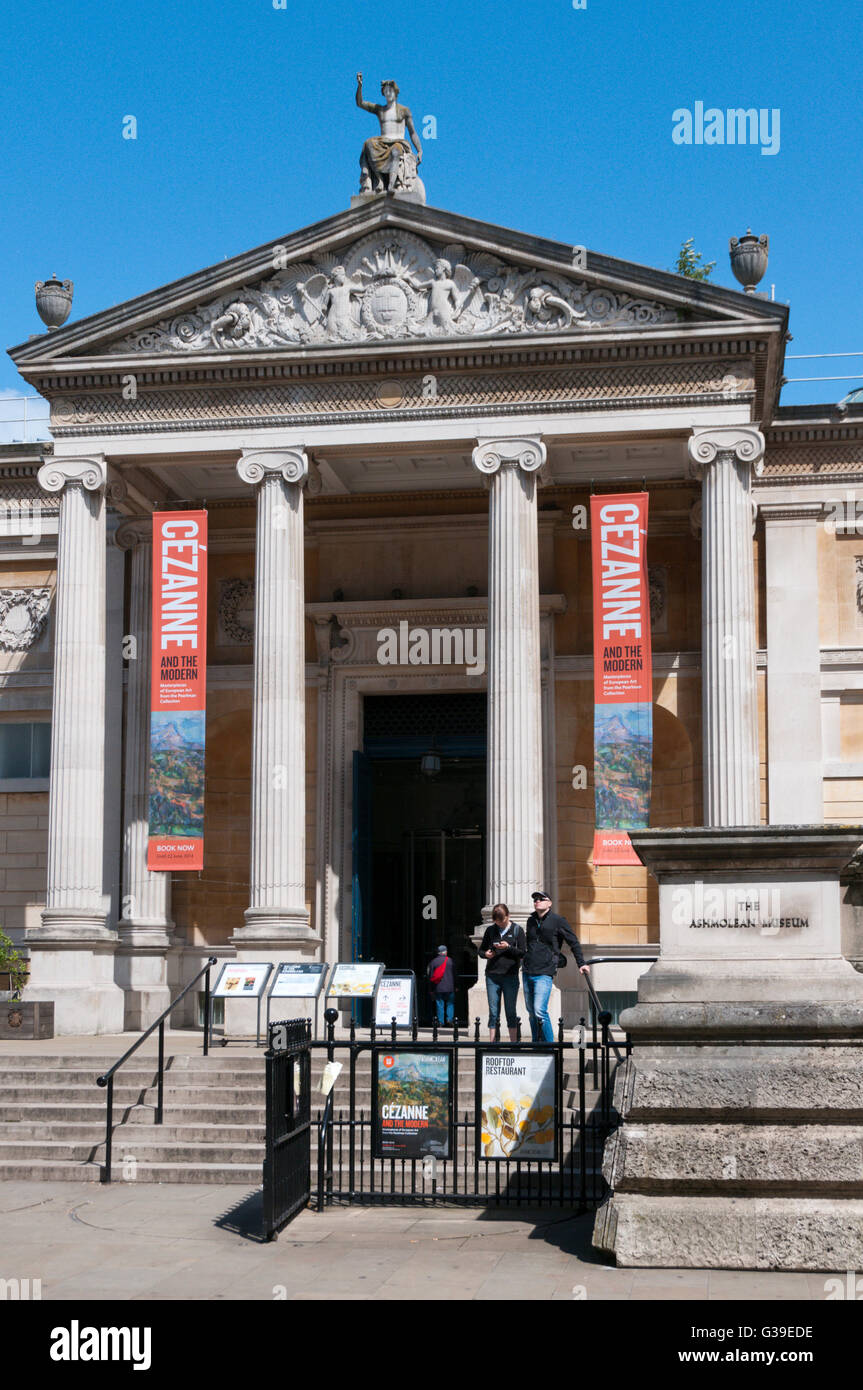The front entrance to the Ashmolean Museum in Oxford. Stock Photo