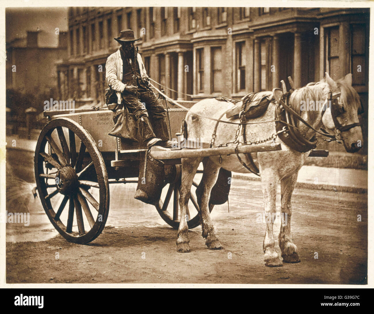 Horse and cart london hires stock photography and images Alamy