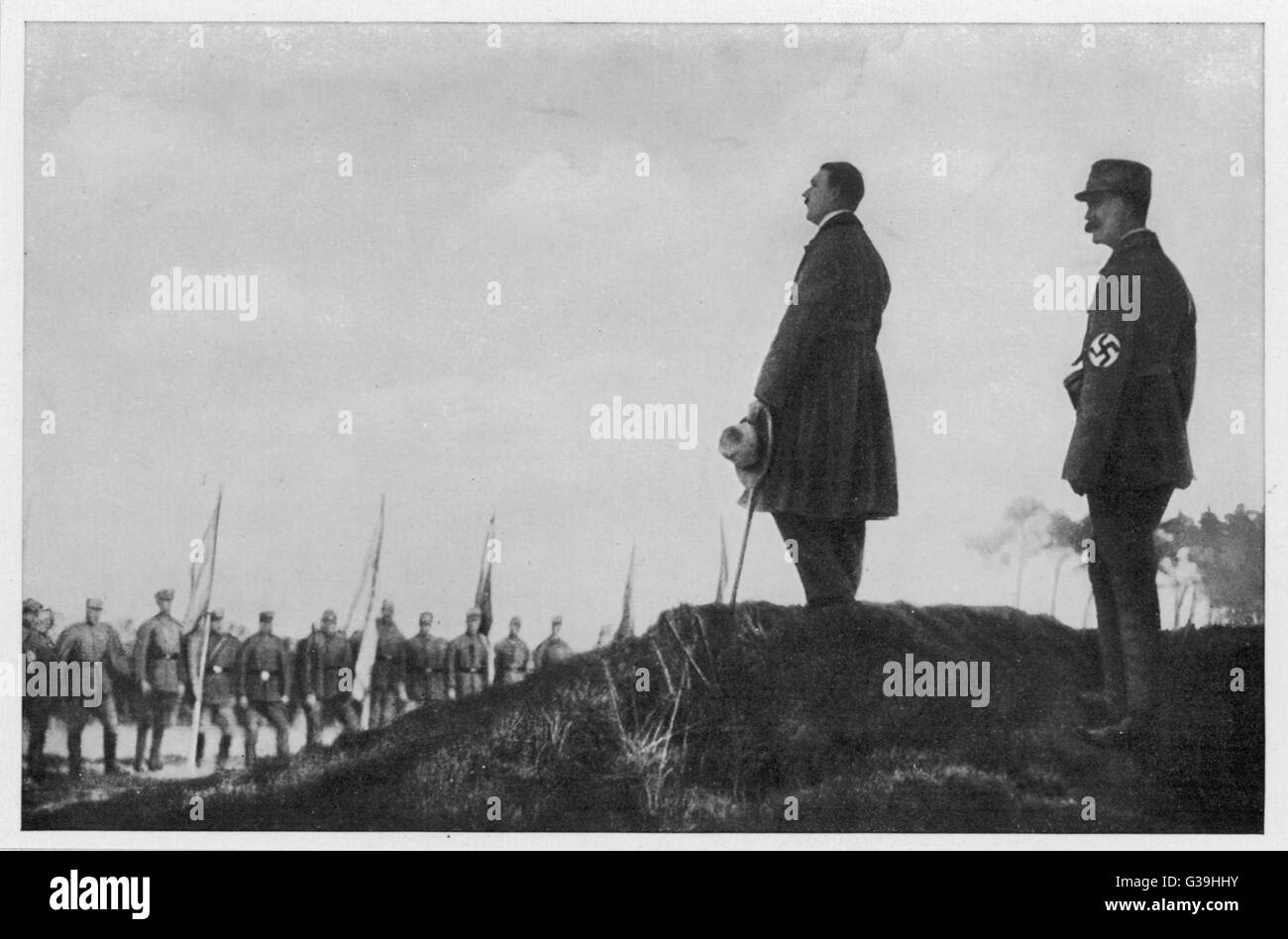 Hitler speaks at Deutschen  Kampfbund, Munich following the  Hitler Putsch or Beer-Hall  Putsch.  The Kampfbund  (Millitant Association) helped  plan the Beer-Hall Putsch.     Date: 15 April 1923 Stock Photo