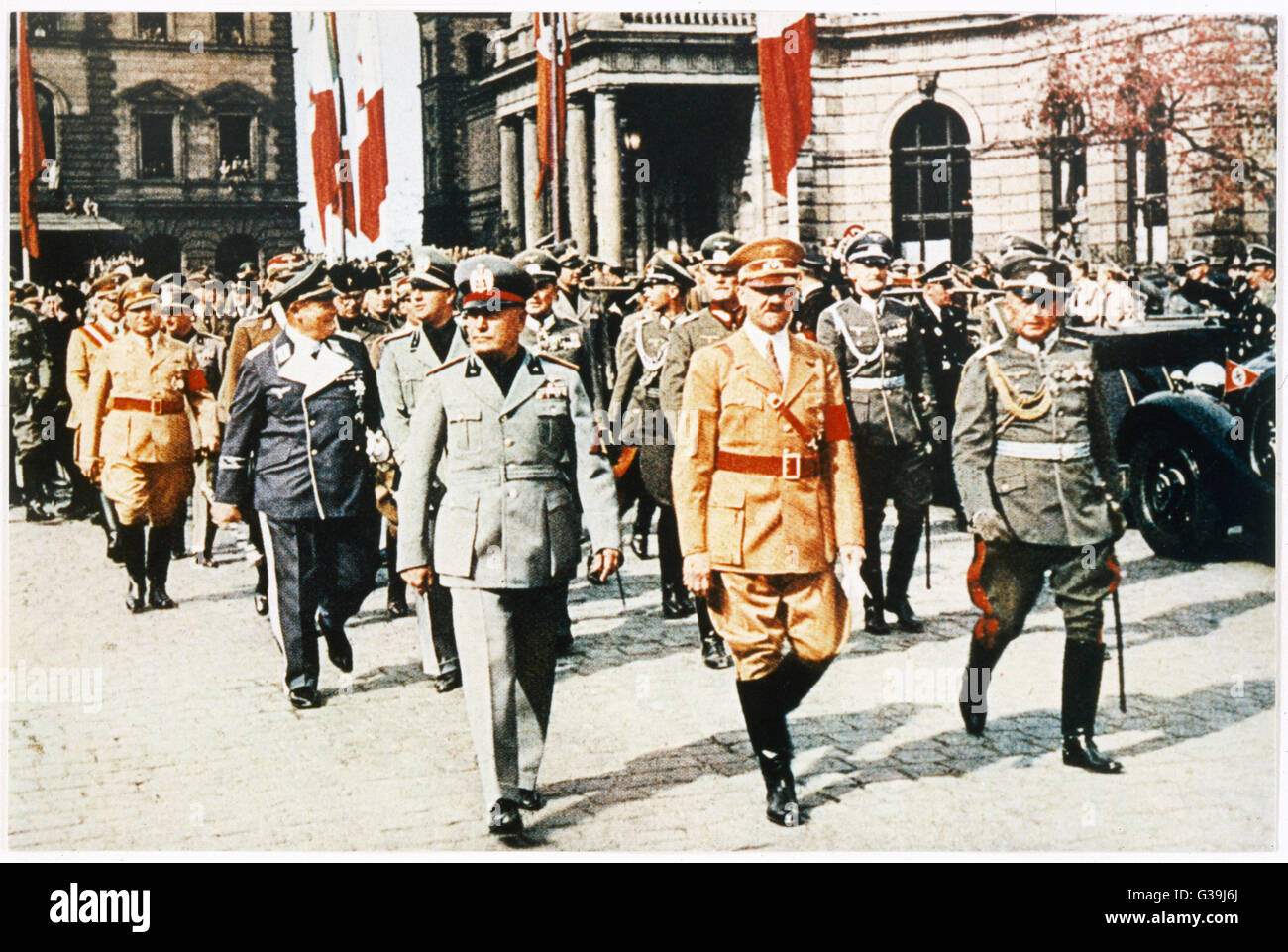 MUSSOLINI WITH HITLER  The Italian dictator walking  with Adolf Hitler in Munich.       Date: 1883 - 1945 Stock Photo