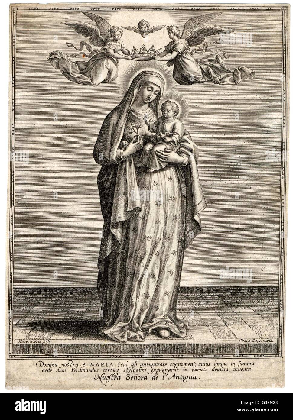 Two angels crown mary hires stock photography and images Alamy