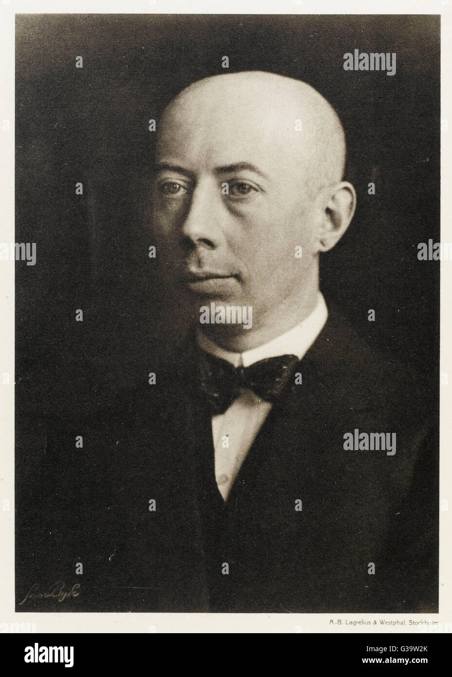GUSTAV HERTZ  German physicist        Date: 1887 - 1975 Stock Photo