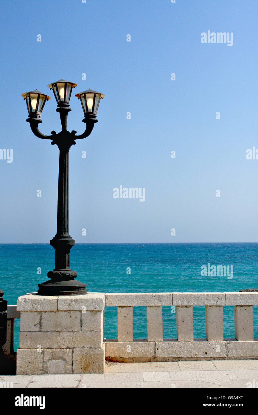 Italy lamp post hi-res stock photography and images - Alamy, image size:866x1390