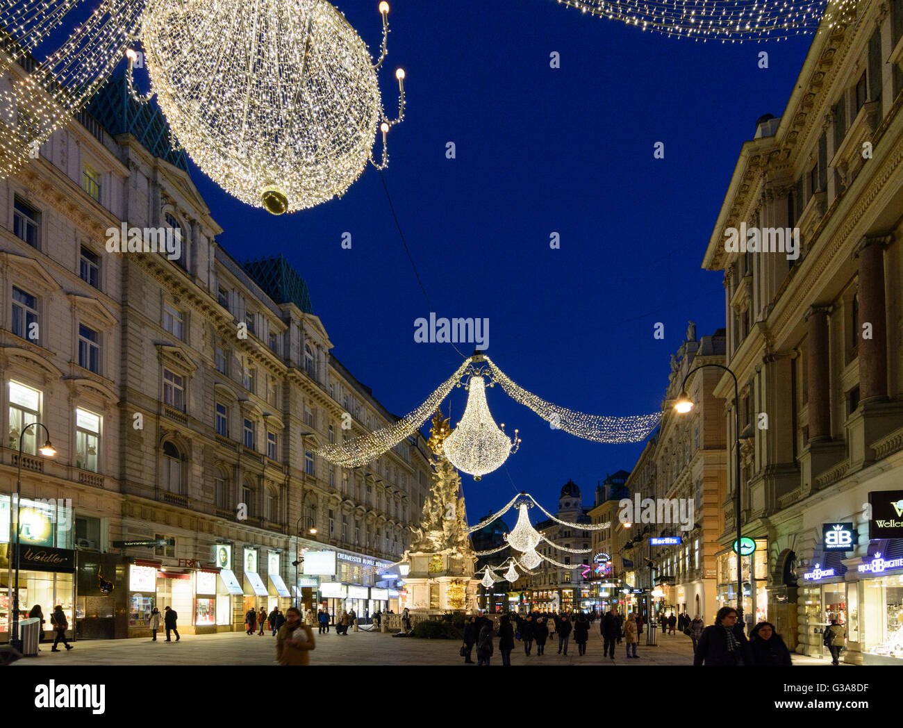 Downtown pedestrian Graben with lights for Christmas, Austria, Wien, 01., Wien, Vienna Stock Photo