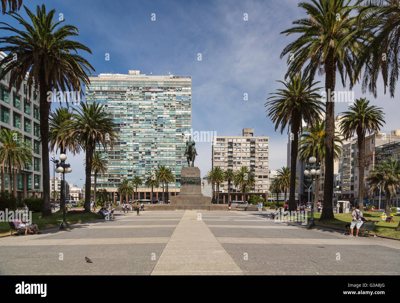 Independence Square in downtown - Independence Square In Downtown Montevideo Uruguay South America G3A8JG