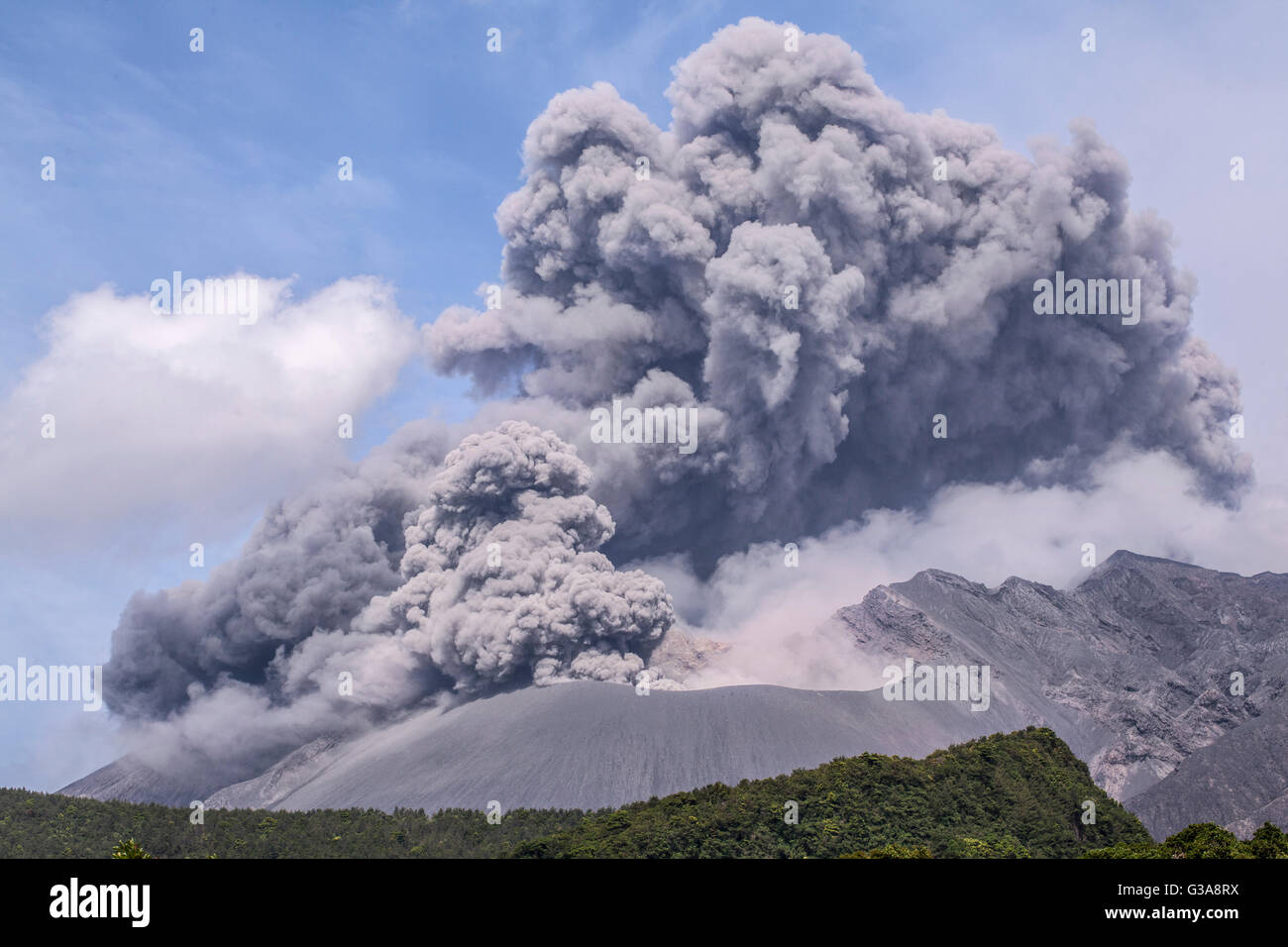 Sakurajima volcano eruption, Kagoshima, Japan Stock Photo