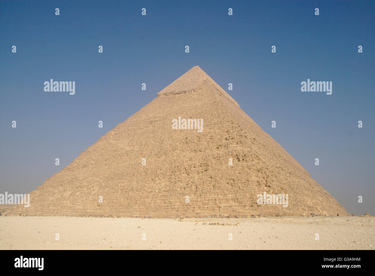 Pyramid of Chephren (Khafre), Pyramids of Giza, Egypt Stock Photo - Alamy