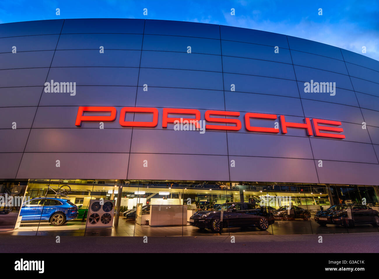 Porsche sales center, Germany, Baden-Württemberg, Region Stuttgart, Stuttgart Stock Photo