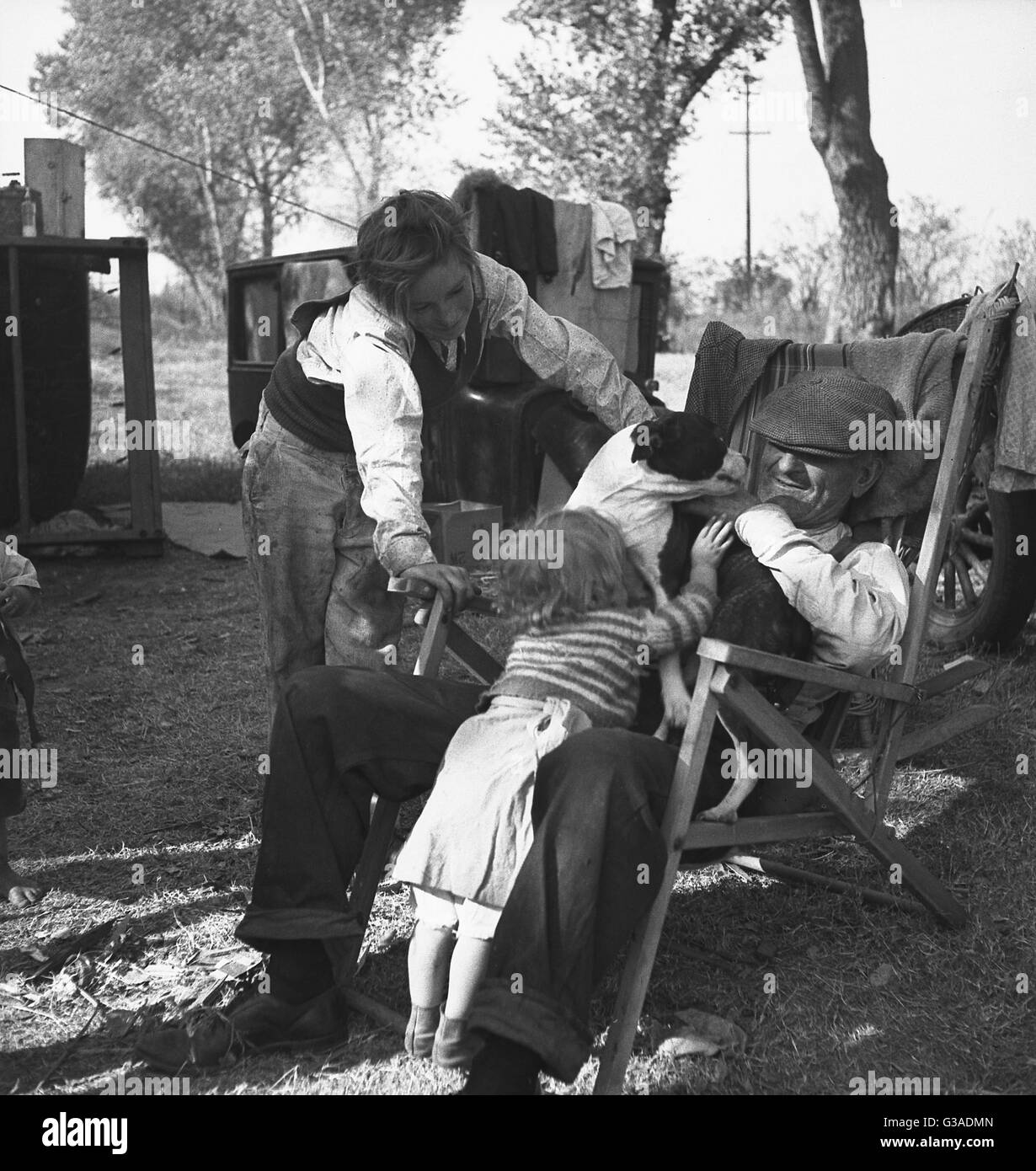 Destitute family. American River camp, Sacramento, Californi Stock Photo