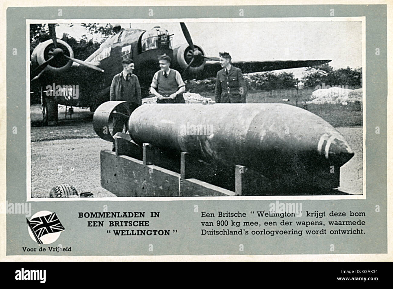 WW2 - British RAF 'Wellington' Bomber and 900kg bomb Stock Photo