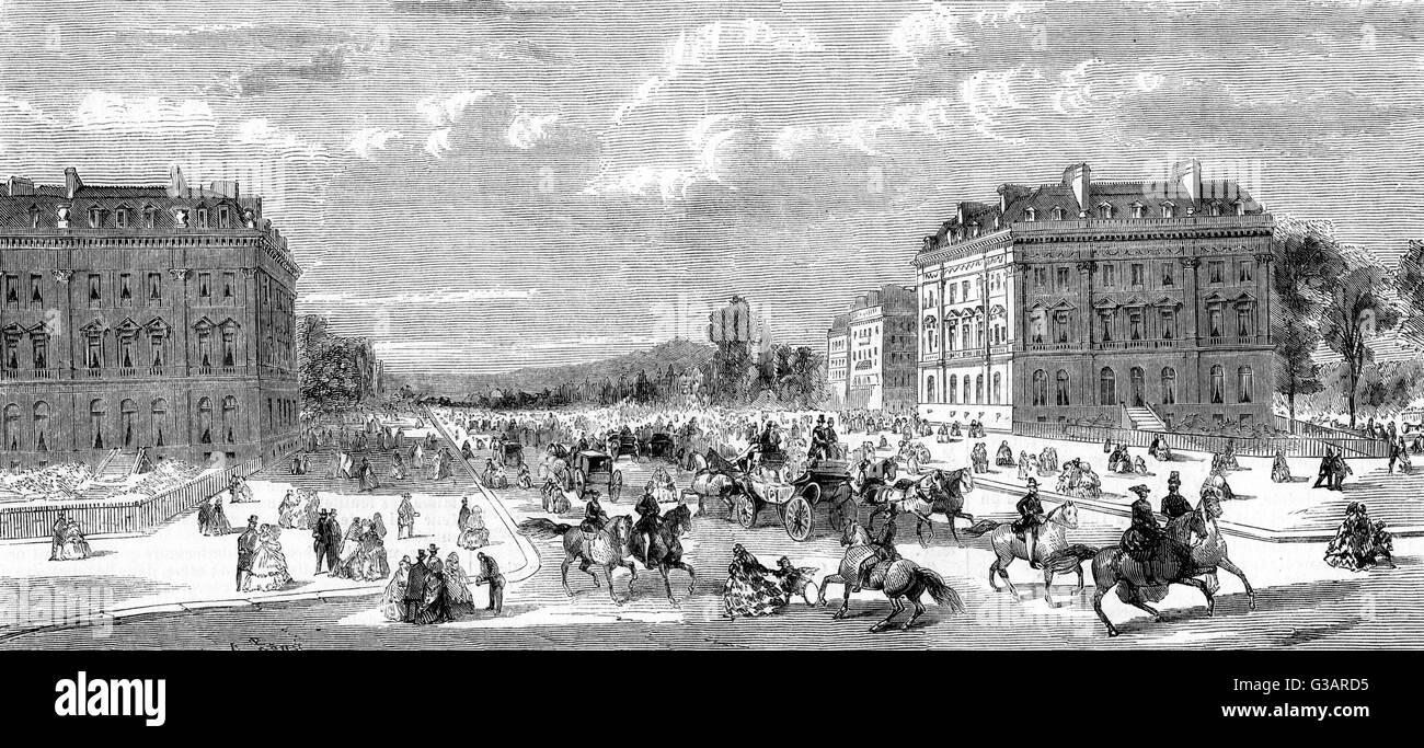 Avenue foch paris Black and White Stock Photos & Images Alamy