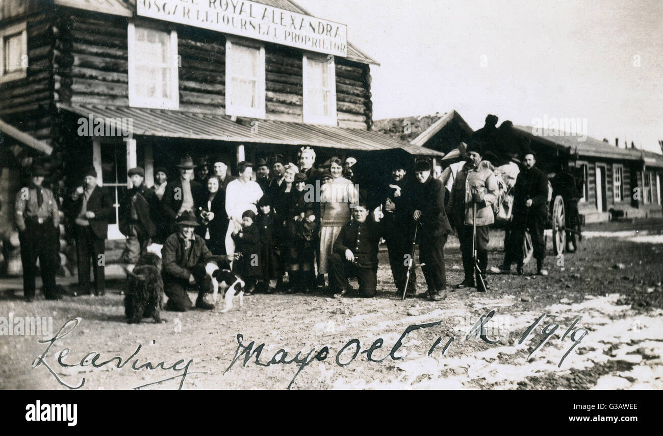 Group photo, Mayo, Yukon Territory, Canada Stock Photo Alamy