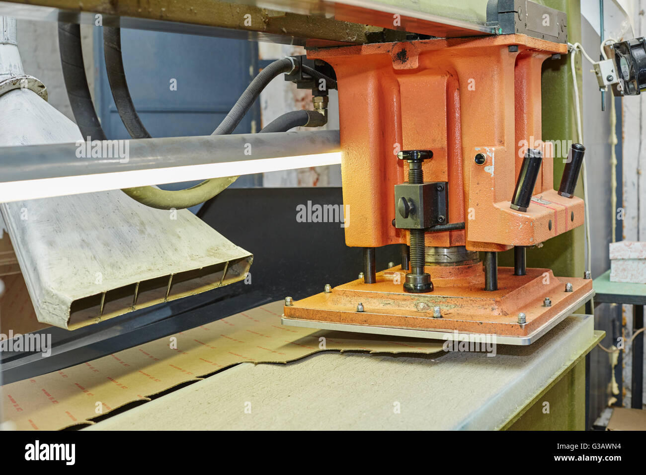 Insole cutter hi-res stock photography and images - Alamy