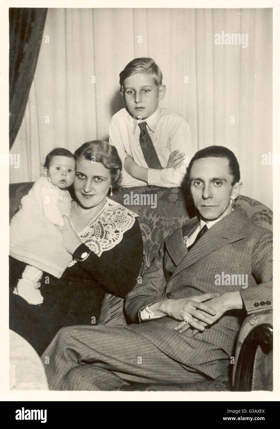 PAUL JOSEPH GOEBBELS, his wife  Magda, and two of their  children who died with them in  the Fuhrerbunker, April 1945       Date: 1897 - 1945 Stock Photo