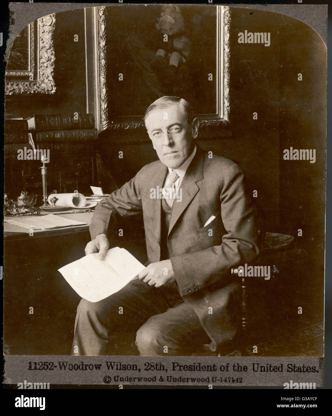 President Woodrow Wilson Holding Hi res Stock Photography And Images 