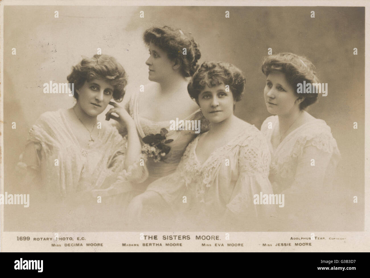 Elizabeth Hilden photo Mouche Phillips pictures