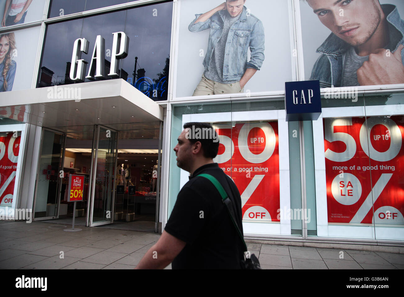 GAP store on Oxford Street Stock Photo Alamy