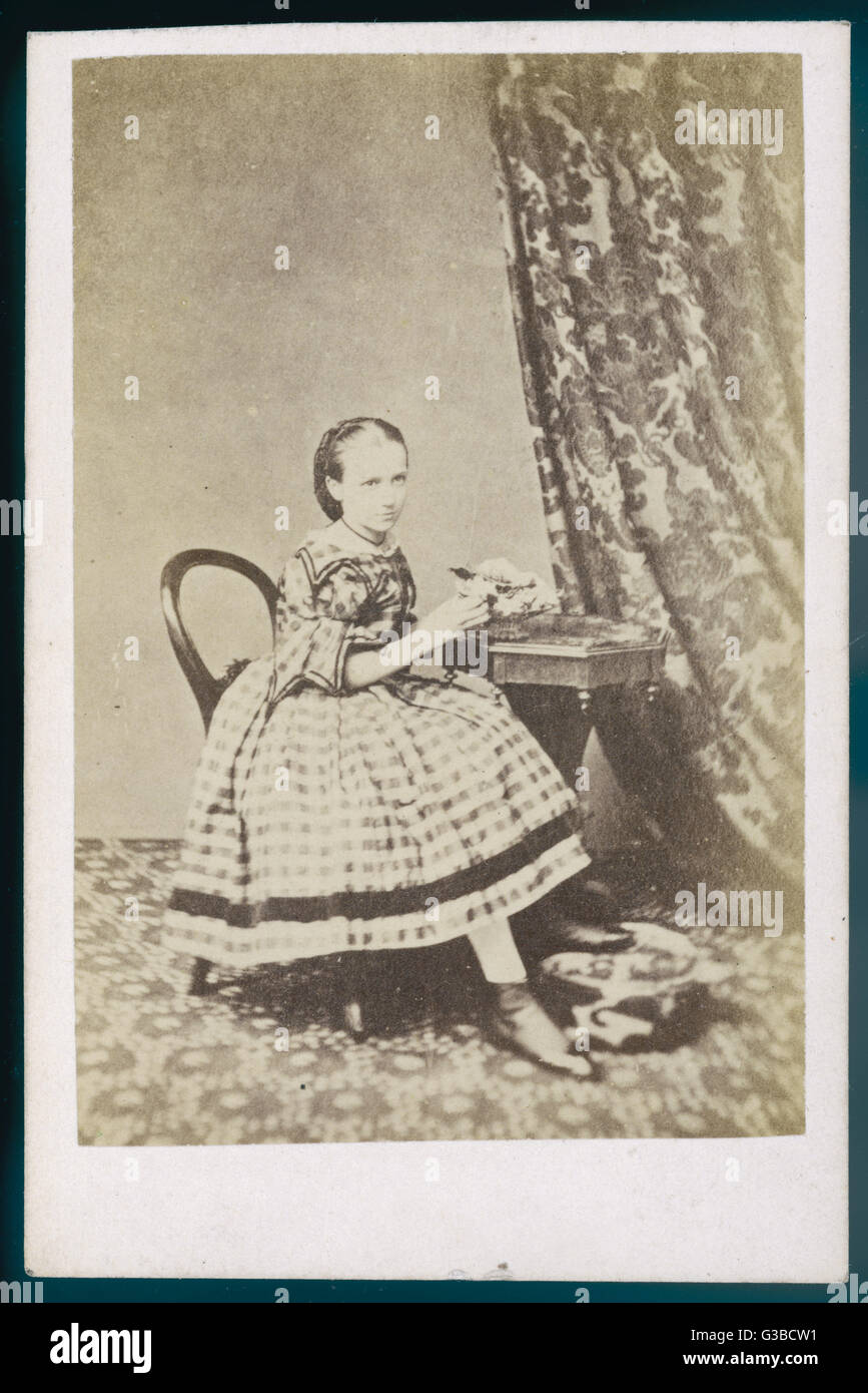 Victorian desk hi-res stock photography and images - Alamy