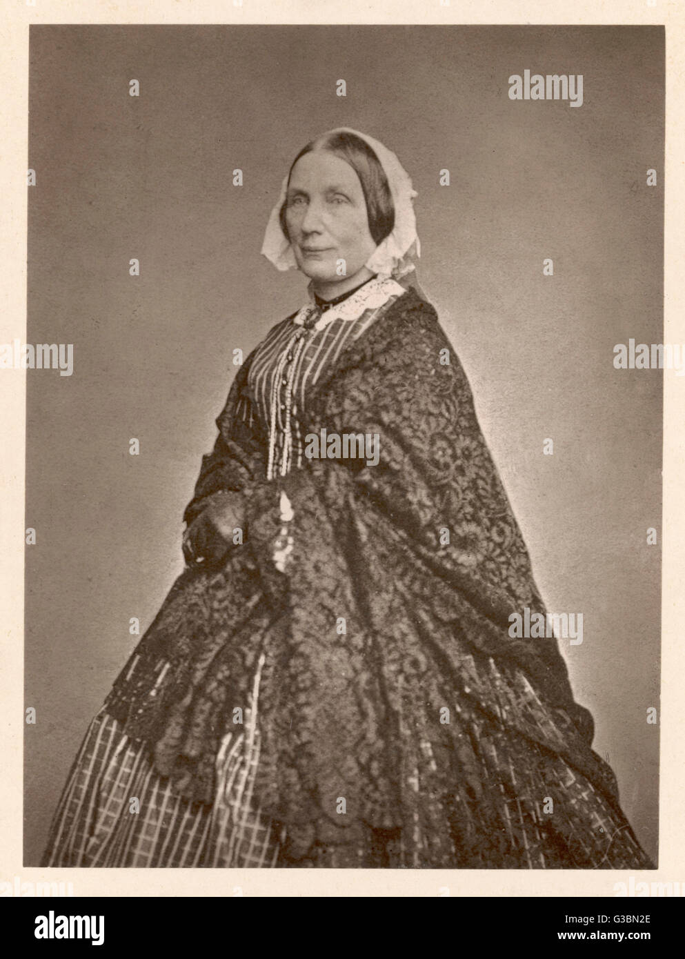 MARY HOWITT Writer, wife of William Howitt  with her autograph       Date: 1799 - 1888 Stock Photo